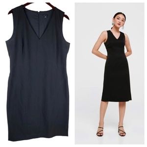 Ann Taylor 14 XL Sheath Dress Black V-Neck Slvlss LBD Career Party CHIC